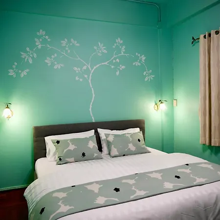 Maross Bed And Room